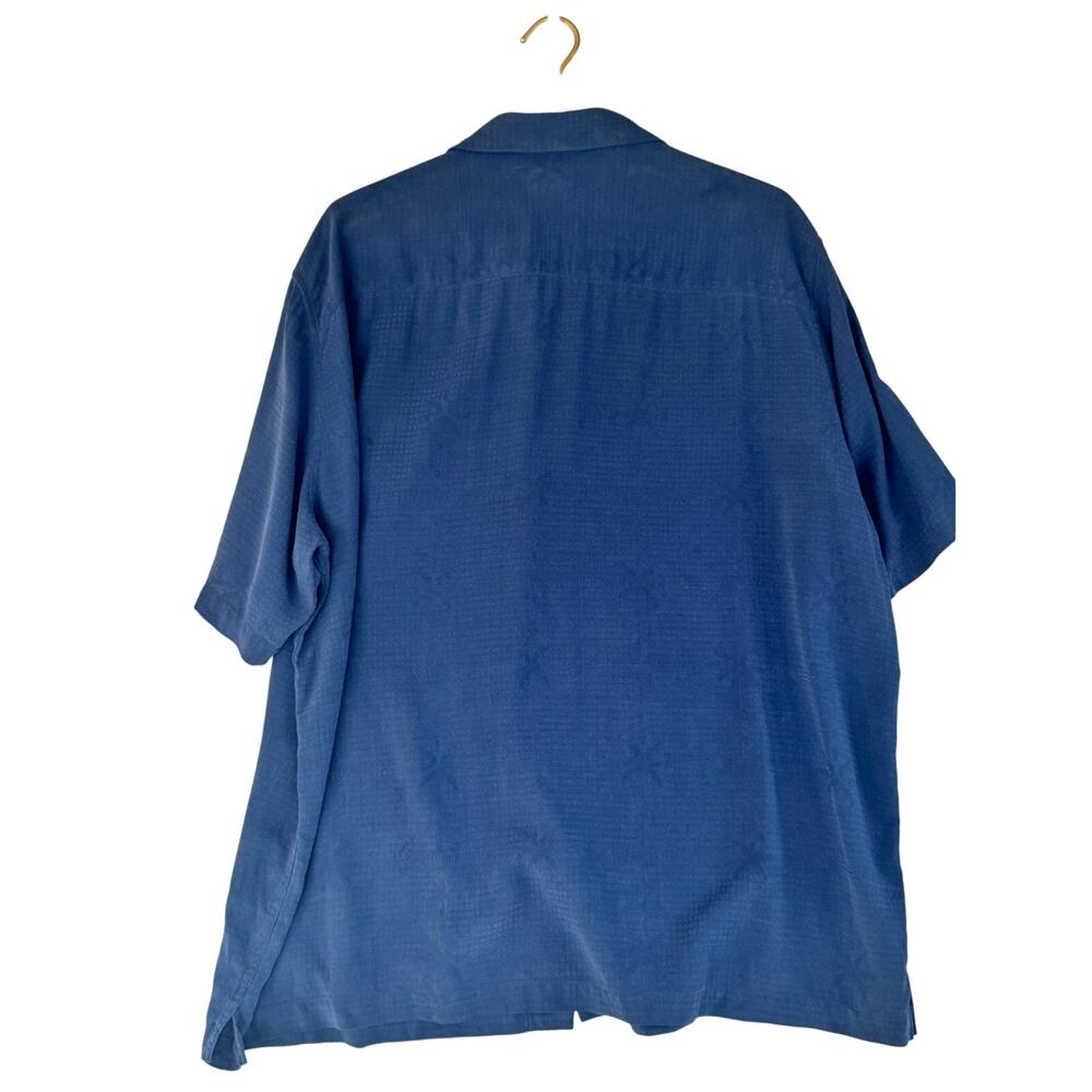 Silk button up - Picture 2 of 4